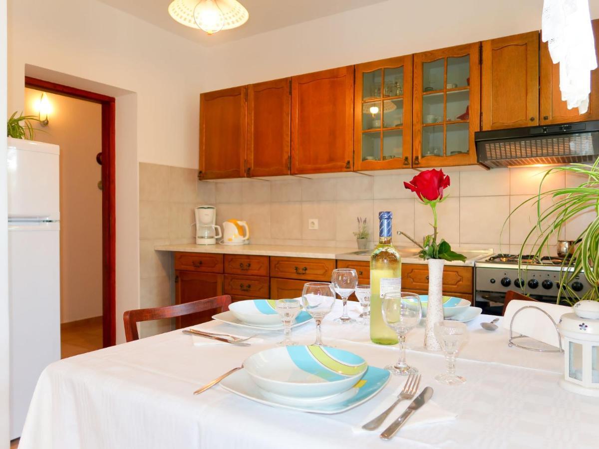 Apartment Vera - Mlk326 By Interhome Malinska Ngoại thất bức ảnh